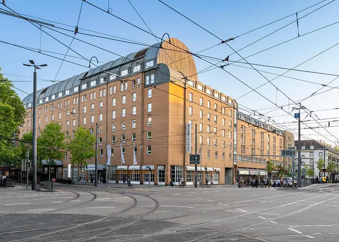 The Q - Quadro City Hotel